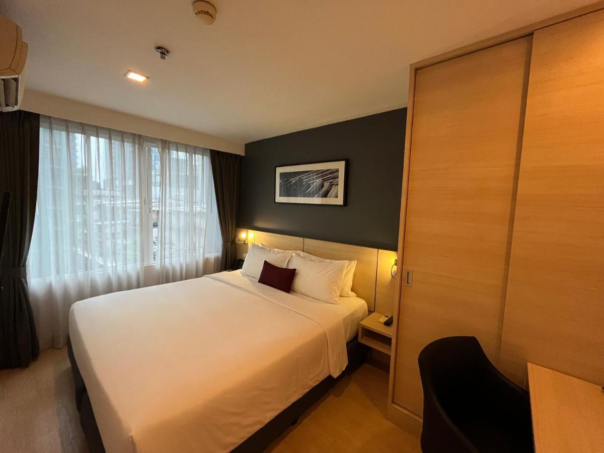 Arize Hotel Sukhumvit Bangkok Exterior foto