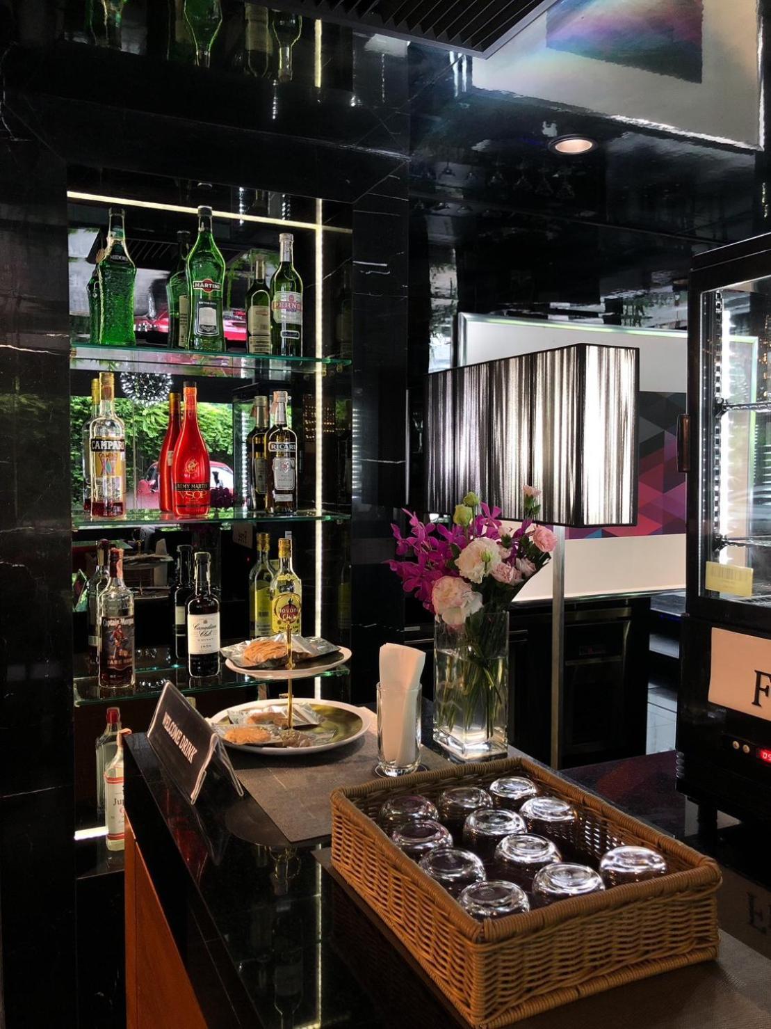 Arize Hotel Sukhumvit Bangkok Exterior foto